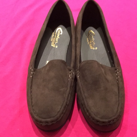 Beacon Shoes - Women’s suede loafers